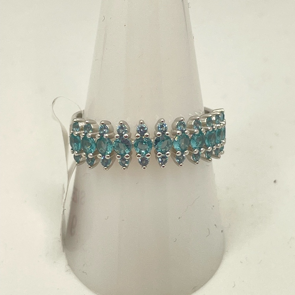 Paraiba Tourmaline on solid sterling silver - size 9